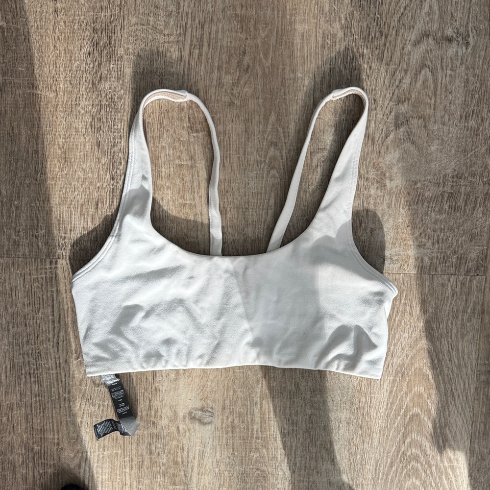 Vuori Classic White Sports Bra